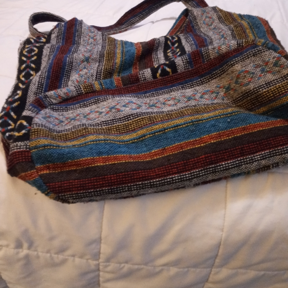 Aztec Design Purse - Picture 3 of 4